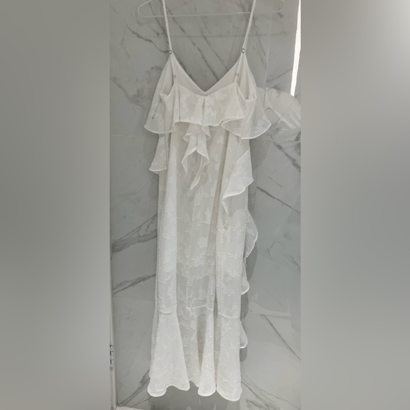 Romantic White Ruffle Dress - Size S - Picture 5 of 7